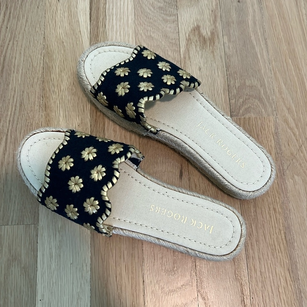 Jack rogers navy and gold platform sandals